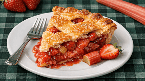 Quick and Easy Strawberry Rhubarb Pie
